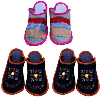 Shilipi Perokars Slippers, Multicolor