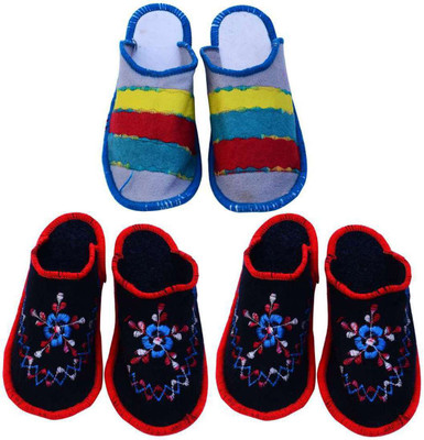 

Champaliya Slippers, Multicolor