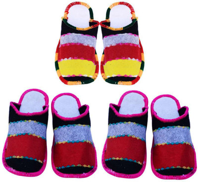 

Shilipi Perokars Slippers, Multicolor