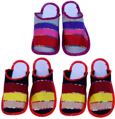 

Champaliya Slippers, Multicolor