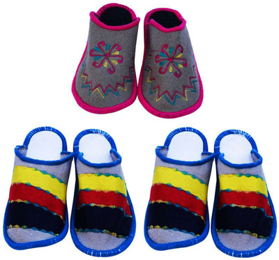 

Champaliya Slippers, Multicolor