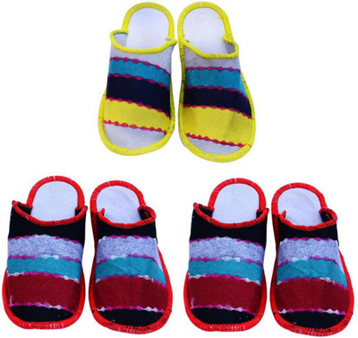 

Champaliya Slippers, Multicolor