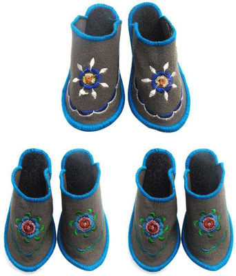 

Shilipi Perokars Slippers, Multicolor