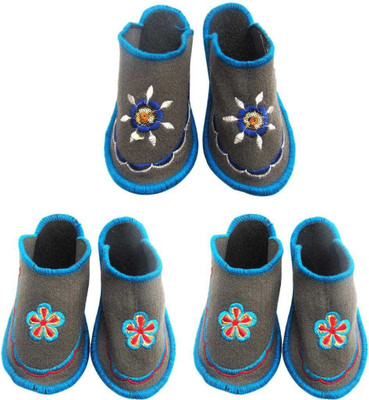 

Champaliya Slippers, Multicolor