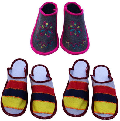 

Champaliya Slippers, Multicolor