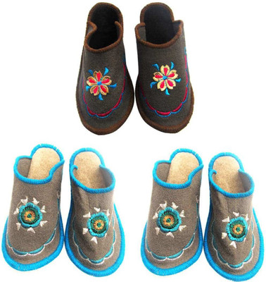Champaliya Slippers, Multicolor