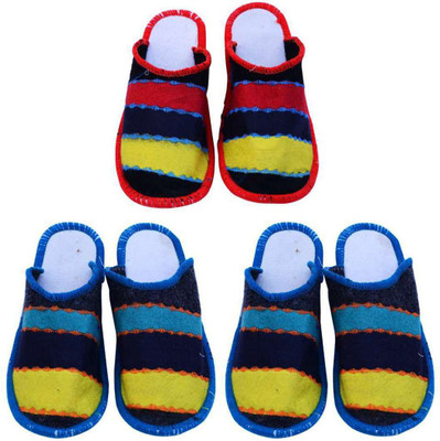 

Champaliya Slippers, Multicolor