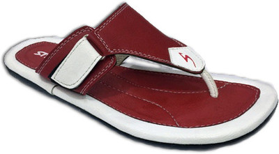 

Stylar Mahi Flip Flops, Red