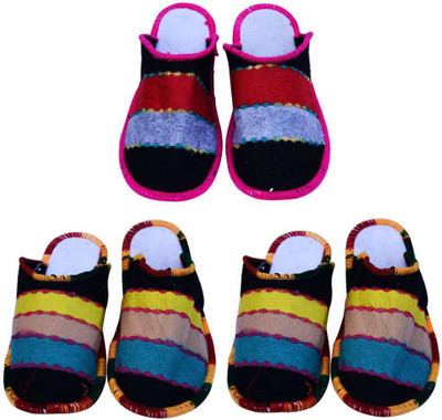 

Champaliya Slippers, Multicolor
