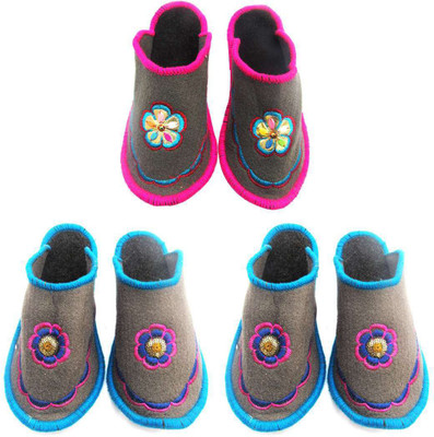 

Shilipi Perokars Slippers, Multicolor