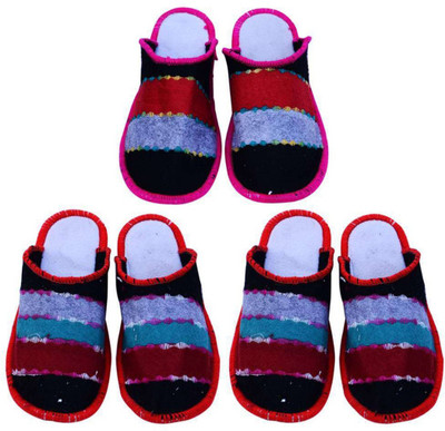 

Shree Sai Slippers, Multicolor