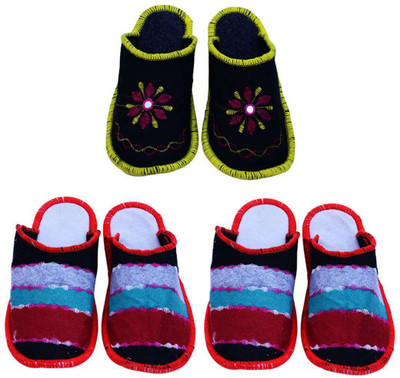 

Shilipi Perokars Slippers, Multicolor