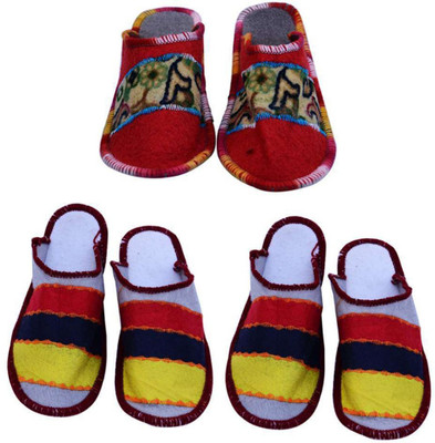 

Shree Sai Slippers, Multicolor