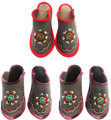 Champaliya Slippers, Multicolor