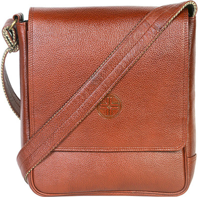 

JL Collections Leather Small Travel Bag - Small(Tan)