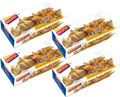 Bikano triangle snacks(800 g, Pack of 4)