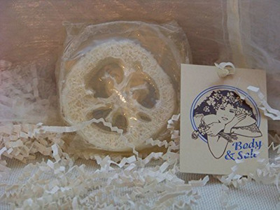 

RM Lifestyle Body & Sole Large Loofah Bath Soap () for Healthy Feet by RM Lifestyle is Guaranteed for Your Satisfaction using the Highest Quality of Natural Ingredients for Skin Care for Men and Women. This Pedi Care Product will leave Your Feet Looking a