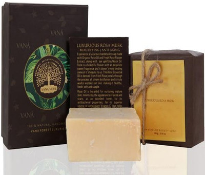 

VANA VIDHI Luxurious Rosa Musk Cleanser(100 g)