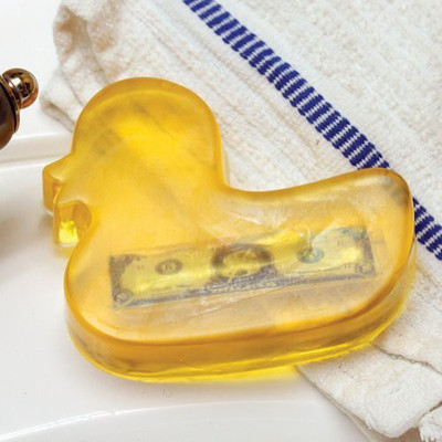 

Virginia Gift Company Duck Money Soap: Each Bar Contains a Real(120 g)