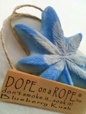 

Rage Paints Dope On A Rope Soap - Blueberry Kush(127.53 g)