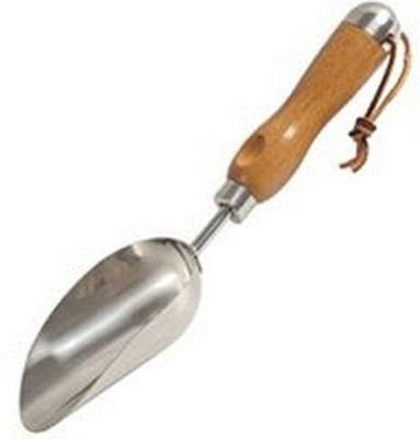 

Ames True Temper 19910400 Gardeners Preferred Bamboo Soil Scoop
