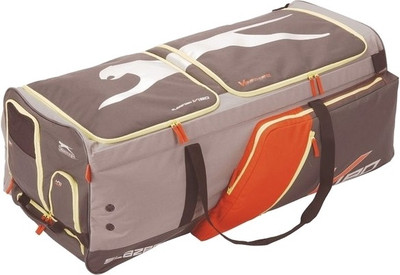 

Slazenger Ultimate V180 Holdall Kit Bag(Wheeler)