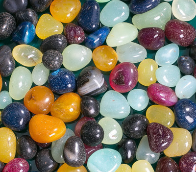 

Decor Pebbles FSPB017 Polished Asymmetrical Onyx Pebbles(Multicolor 7 kg)
