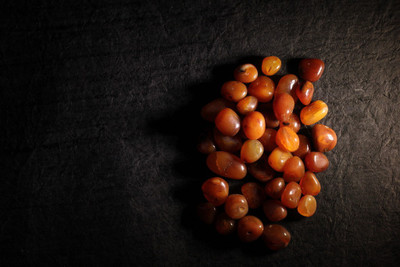 

Pebblewala PBLWLA017 Polished Asymmetrical Onyx Pebbles(Brown 980 g)