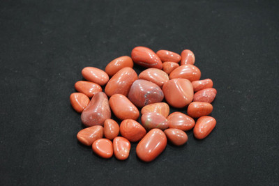 

Pebblewala PBLWLA039 Polished Asymmetrical Onyx Pebbles(Red 980 g)