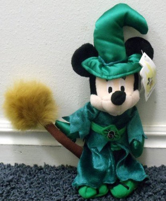 

Disney Haunted Princess Minnie Mouse As Wicked Witch - 2 inch(Green)