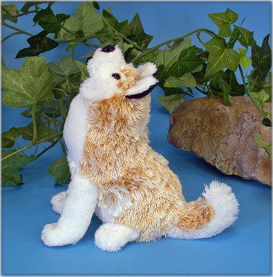 

Wishpets 7" Howling Coyote Plush(Brown)