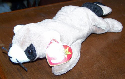 

TY Beanie Babies Ringo The Racoon - 9.05 inch(White)