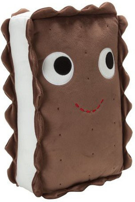 

Kidrobot 13" Yummy Ice Cream Sandwich(Brown)