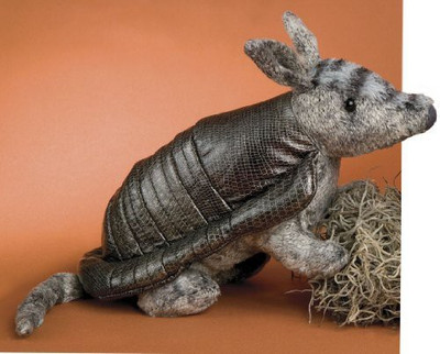 

Douglas Cuddle Toys Armadillo Arthur Plush 10" L W/O Tail(Grey)