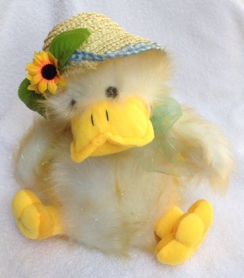 

Chantilly Lane 11" Sunshine Duck Sings "You Are My Sunshine"(Yellow)