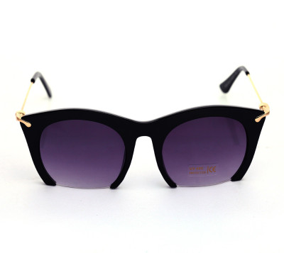 

Just Pretty Things Cat-eye Sunglasses(Black