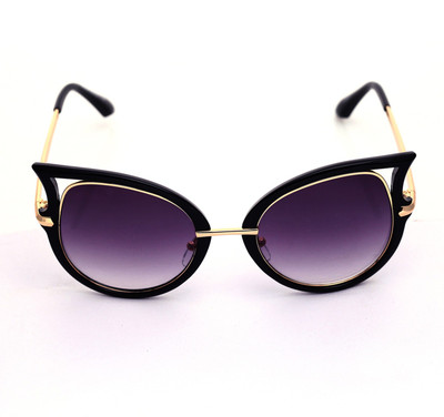 

Just Pretty Things Over-sized Sunglasses(Black