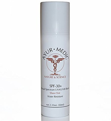 

Lancome Genifique Soleil Skin Youth UV Protector - SPF 30(69.9 ml)