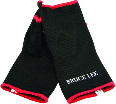 

Bruce Lee Easy Fit Bandages Hand Support, Black;red