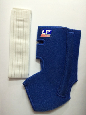 

LP ANKLE STRAP(WITH STAY AND STRAP) 775 Ankle Support, Blue