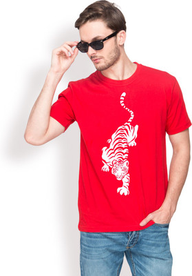 

Leviticus Graphic Print Men's Round Neck Red T-Shirt