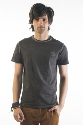 

Srota Solid Men' Round Neck Grey T-Shirt