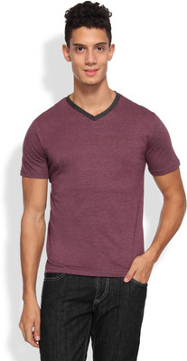 

Arise Solid Men's V-neck Maroon T-Shirt, Wine