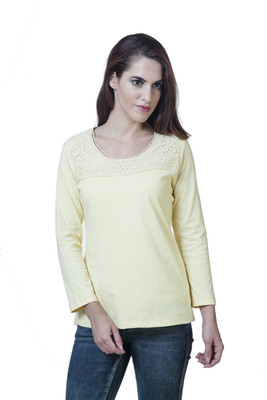

Rute Embellished Women's Round Neck Yellow T-Shirt