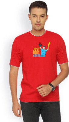 

Campus Sutra Solid Men Round Neck Red T-Shirt