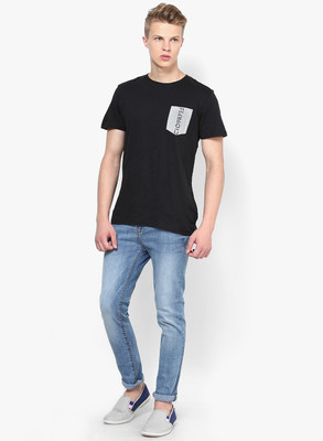 

Jack & Jones Solid Men's Round Neck Black T-Shirt