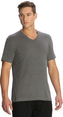 

Jockey Solid Men' V-neck Grey T-Shirt, Pewter