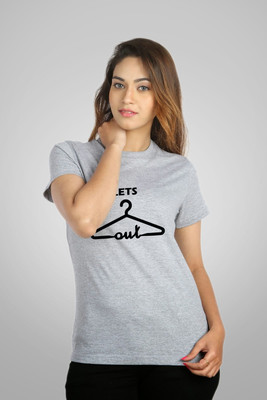 

Campus Sutra Printed Women' Round Neck Grey T-Shirt