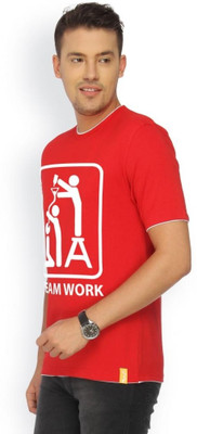 

Campus Sutra Printed Men Round Neck Red T-Shirt