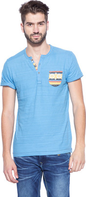 

Mufti Solid Men's Henley Light Blue T-Shirt, Sky